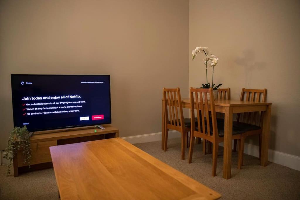 City Centre Apartment อินเวอร์เนส ภายนอก รูปภาพ